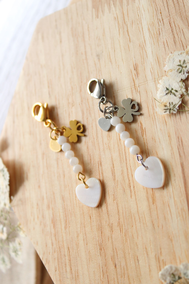 Porte-bonheur nacré 