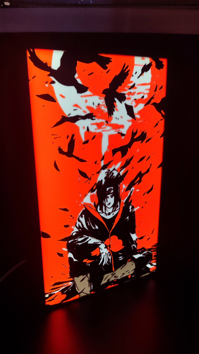 Lightbox LED 18×23 – Manga Itachi – Standard (USB) 