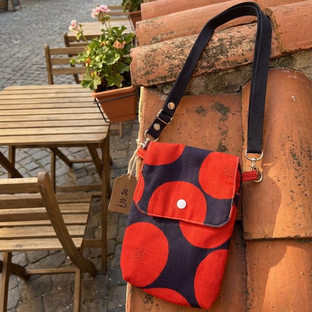 SS113 - Red Dot Crossbody Phone Bag