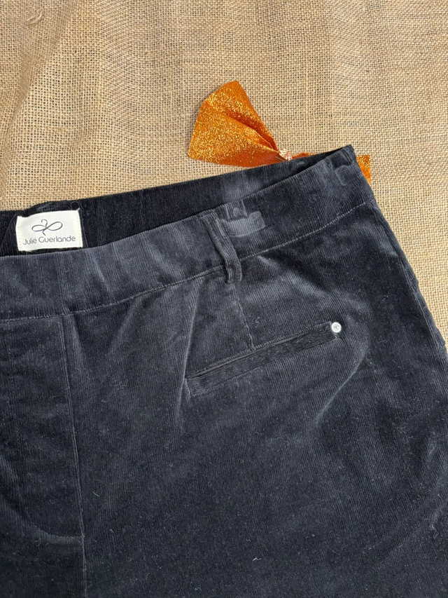 Pantalon en Velours Noir – Julie Guerlande