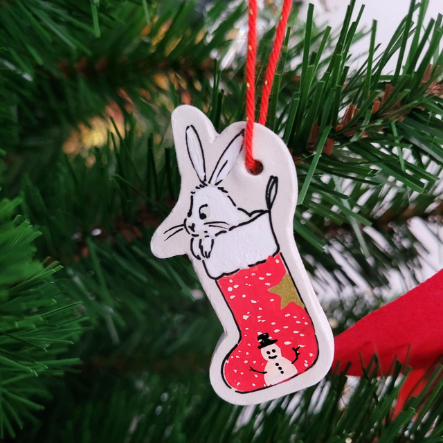 Suspension Lapin et chaussette de Noël rouge