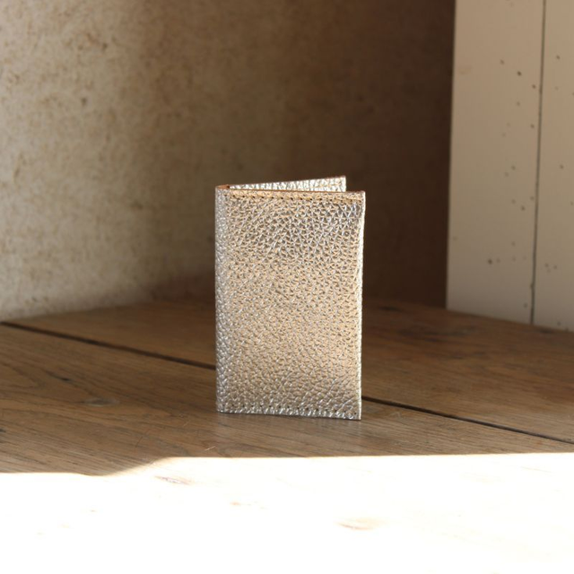 Porte-cartes en cuir de vachette – format vertical – fait main  