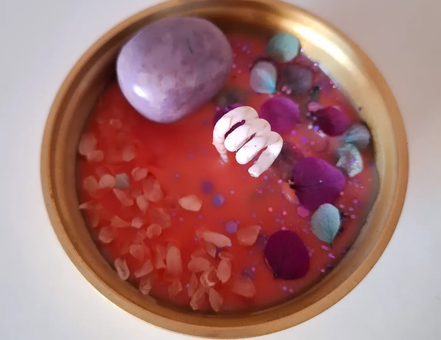 VELA EN CUENCO TIBETANO VAINILLA