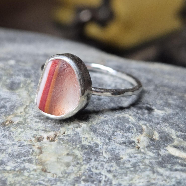 Size Q Multicoloured Sea Glass and Sterling Silver Ring Fully Hallmarked 