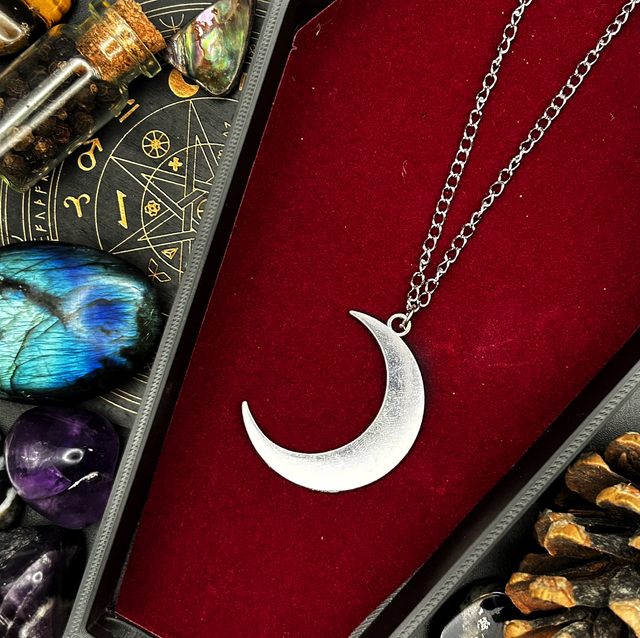 Crescent necklace