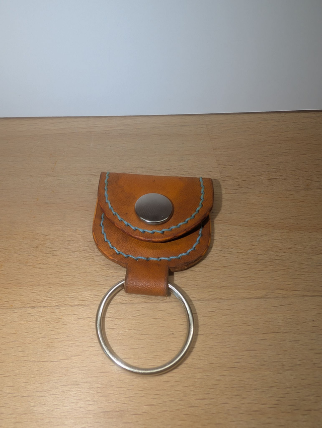 Porte-clé avec étui pour médiator