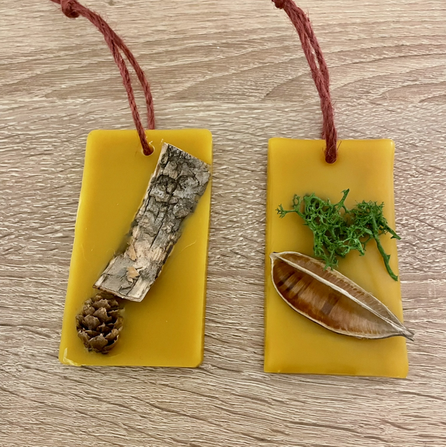 Suspension pour armoires en cire d’abeille