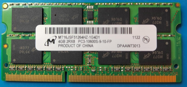 Muistikampa - Micron MT16JSF51264HZ-1G4D1