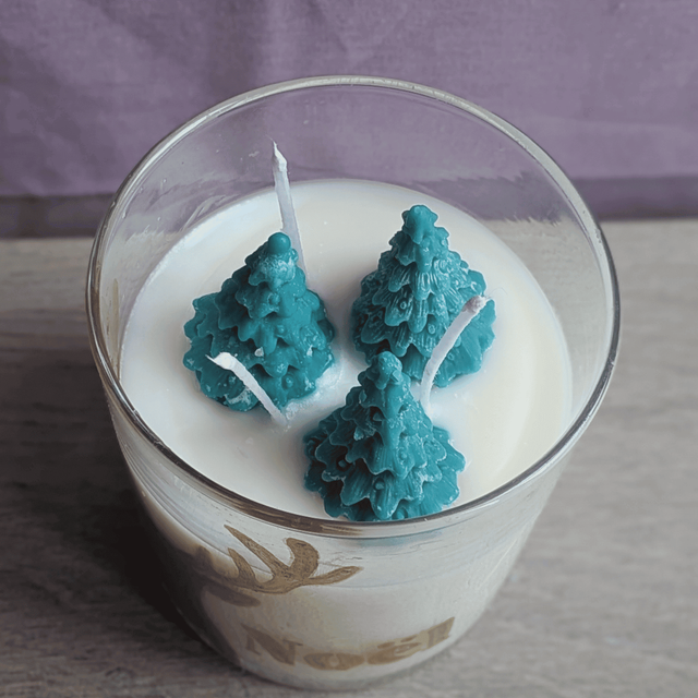 Renne & Sapin de Noël - Bougie parfumée artisanale – Verre gravé 206 g