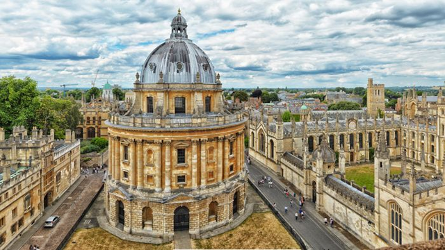 Оксфорд и Кембридж