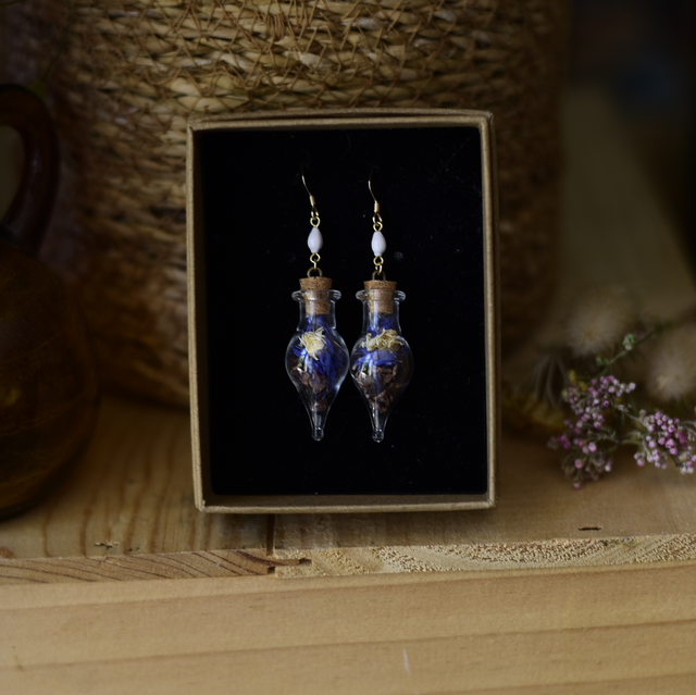 boucles d’oreilles fioles camomille, bleuet &amp; cacao
