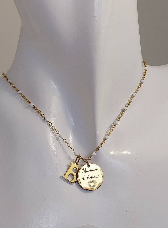 ✨Collier &quot;Maman d&#039;Amour&quot; perles émaillées blanches✨(29CO)