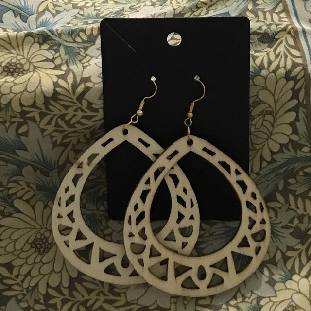 Natural Wood Dangling Earrings-SWDE32