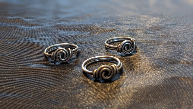 Silver spiral ring (thicker)