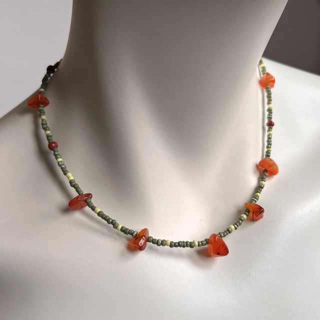 Groen-oranje ketting