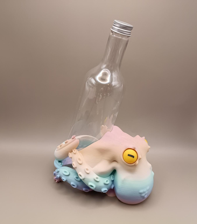 Octopus wine bottle holder 