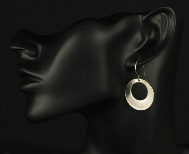 Silver Single Off-set Disc Drop Earrings