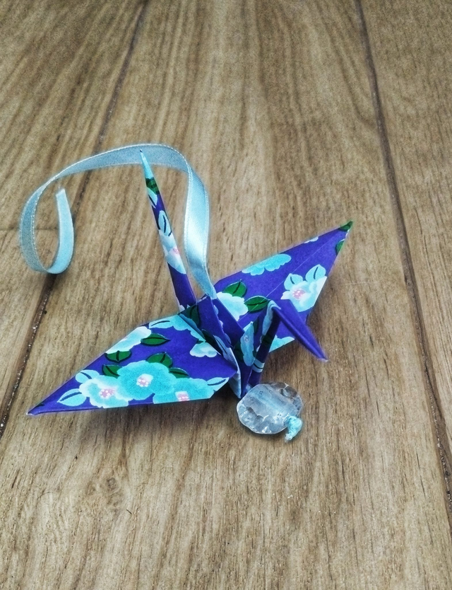 Suspension Origami – Grue de la Paix 