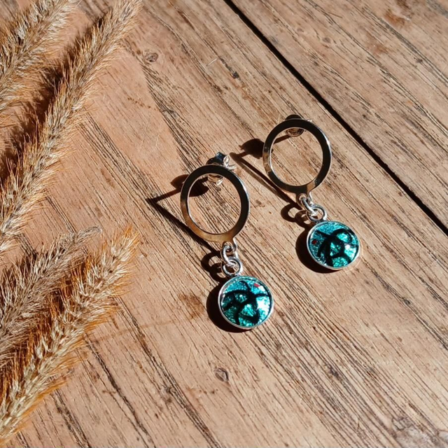 Puces d'oreilles pendantes "Cerclages d'Argent" en émail 