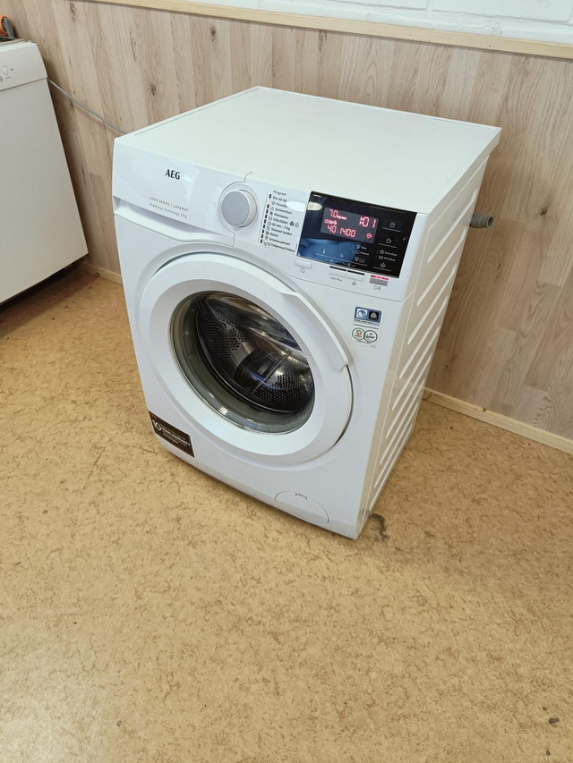AEG 7kg pesukone 