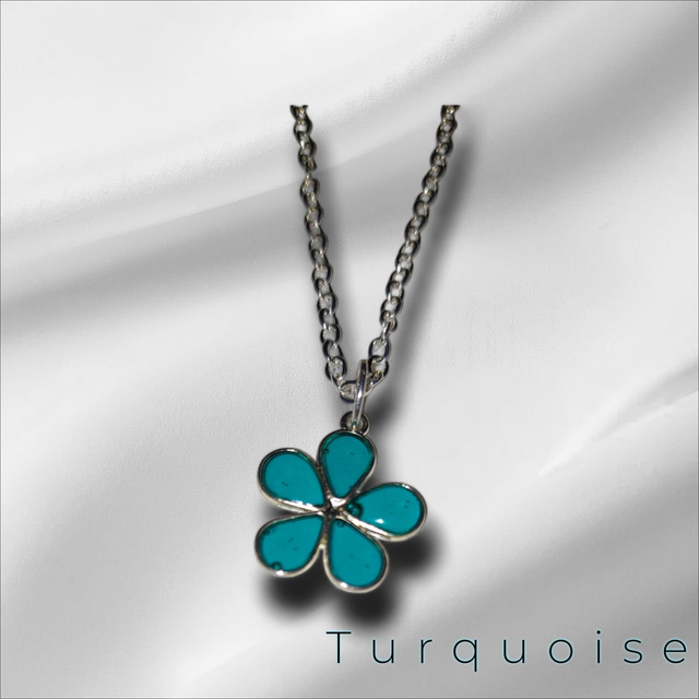 Flower necklace turquoise 