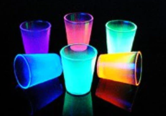 Helendavad joogiklaasid “Chemical Light” – 6 tk