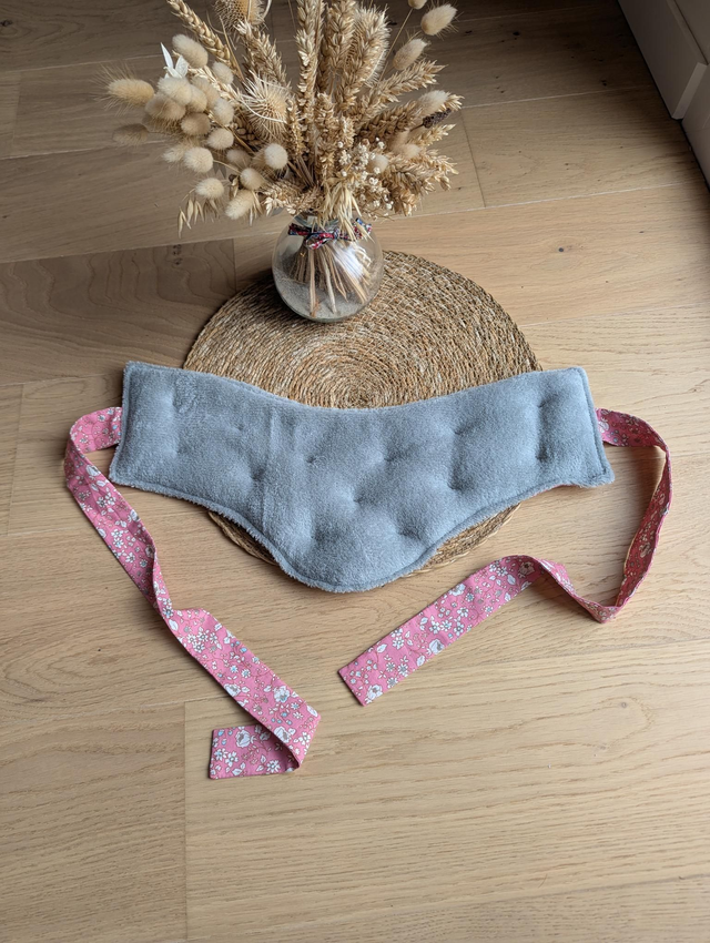 Bouillotte avec sangles