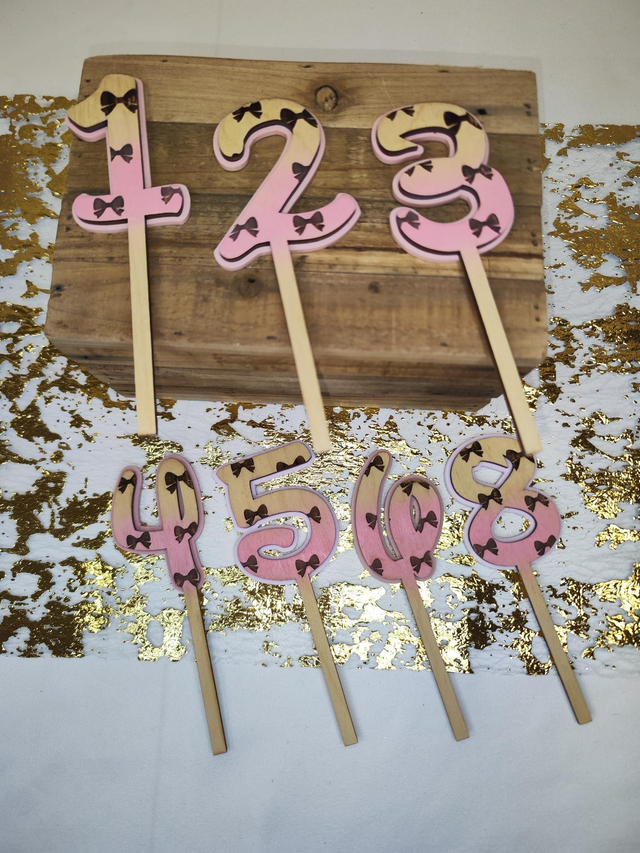 Topper chiffre motif noeuds