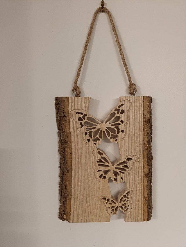 Cadre déco papillon artisanal en bois massif