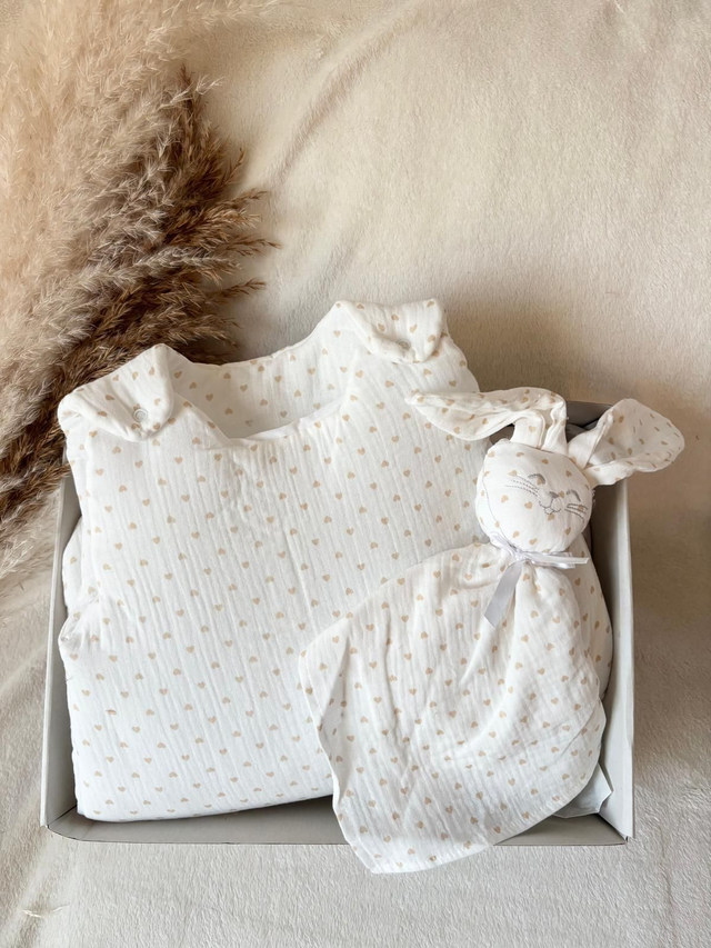 Coffret Naissance  cœur beige - Gigoteuse + Doudou Lapin