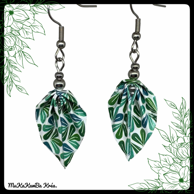 Boucles d’oreilles feuilles en origami 
