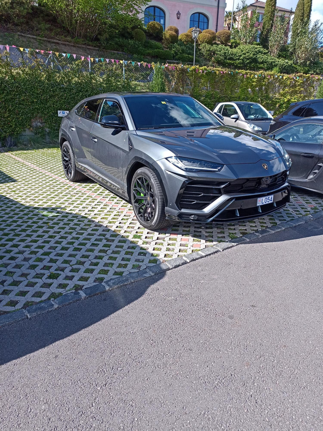 Lavaggio Interni ed esterni