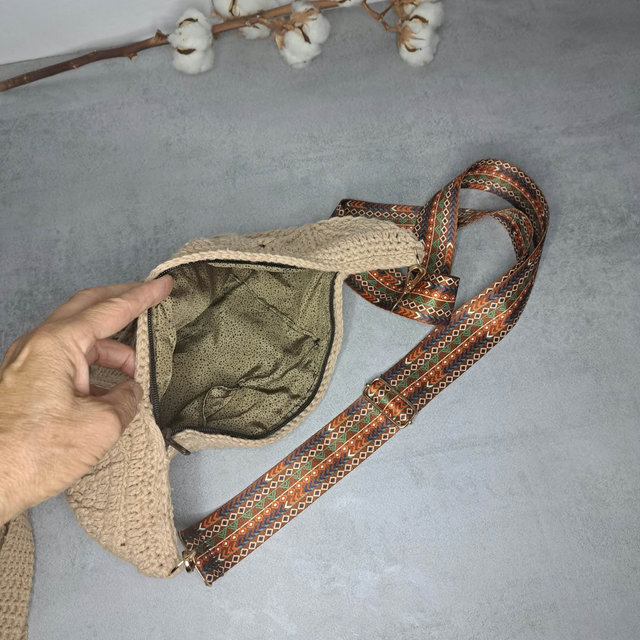 kvačkana crossbody torbica Luna