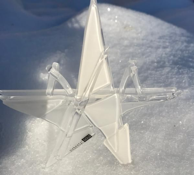 o11 Glas-Stern mit Opalglas-Akzenten  o/ 16,5 cm