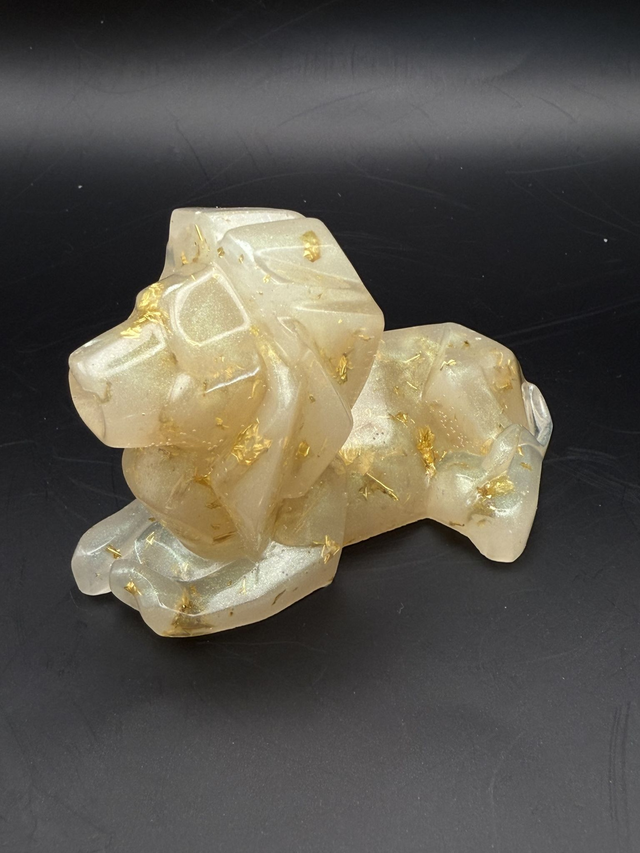 Figurine lion en résine 