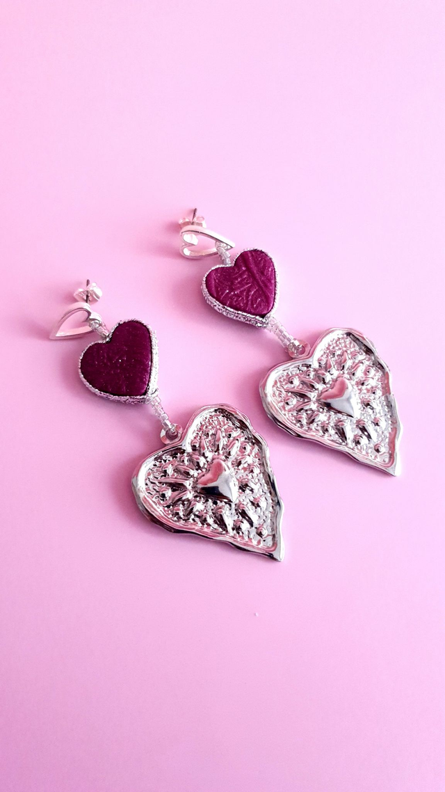 Boucles d'oreilles Coups de coeur prune et argenté