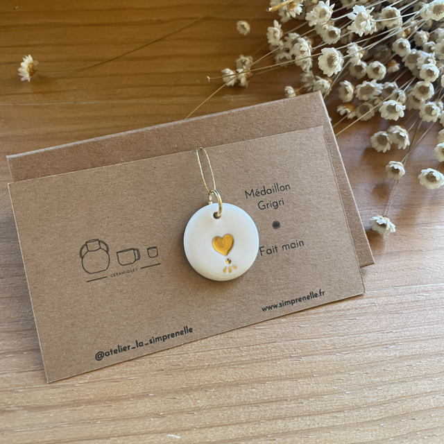Médaillon en porcelaine 💛 Cœur #1 