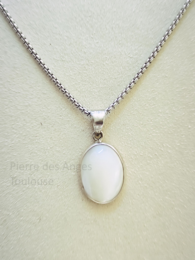 Pendentif Nacre Blanche
