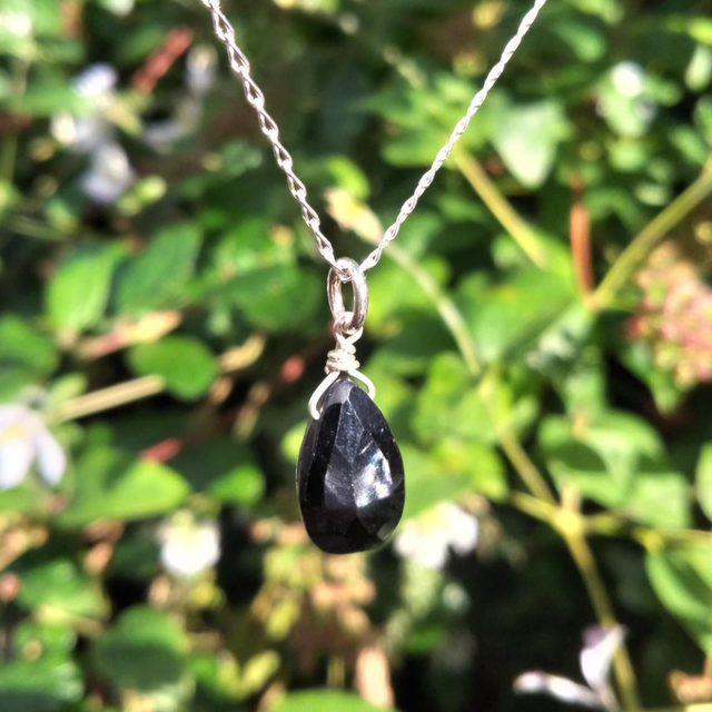 Black Spinel Drops