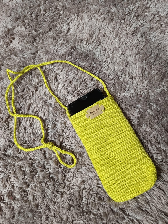 Étui multi-usage (téléphone...)