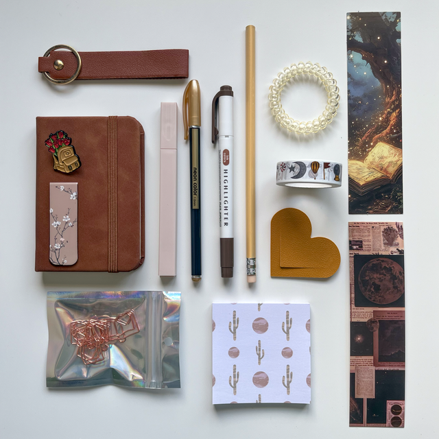 Mystery Bookish Bundle: 15 Items