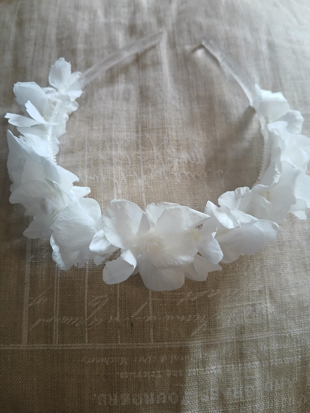 Serre-tête hortensia blanc 