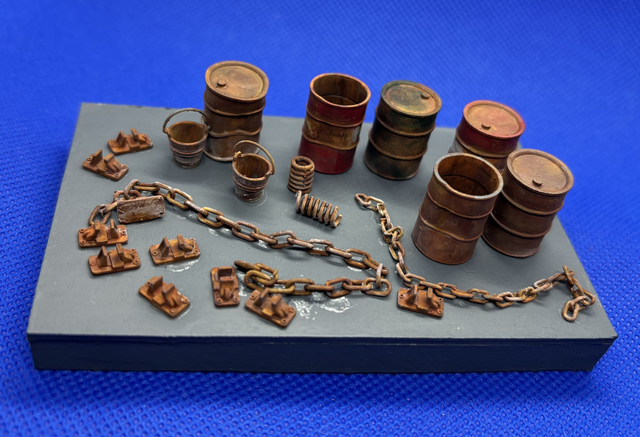 7mm scale / 0 Gauge Lineside Junk set 2