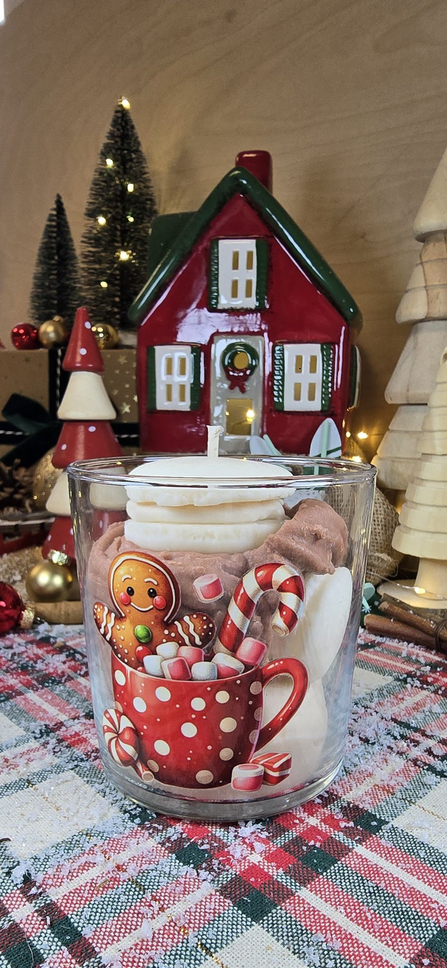 🍦 Bougie Chantilly – Douce Vanille &amp; Macaron