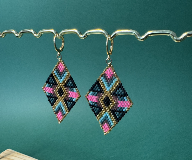 Boucles tissées motif ethnique Goldfilled 14k