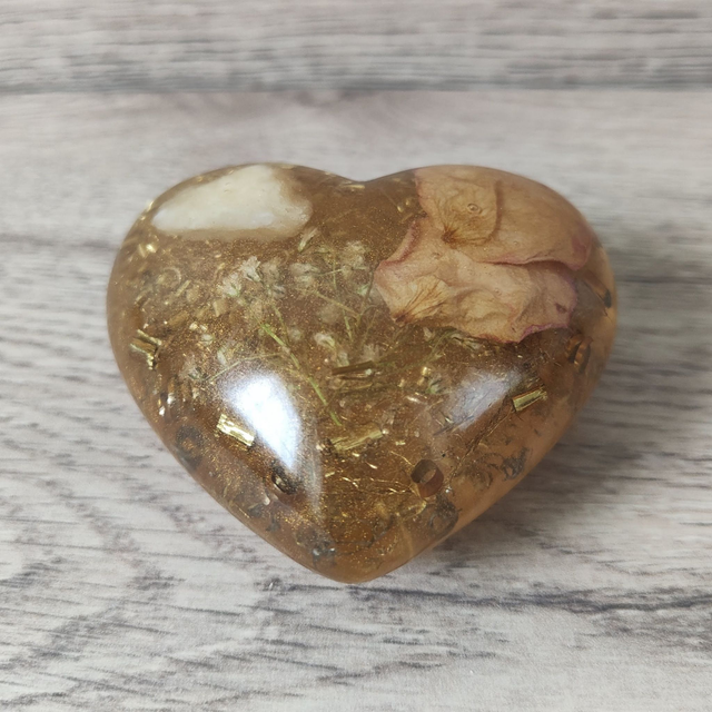 Orgonite cœur citrine 