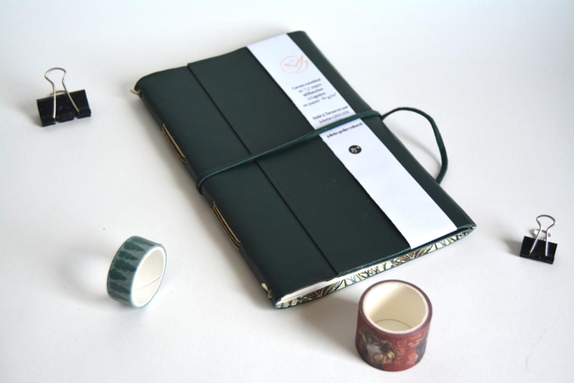 Carnet de voyage vert foncé 