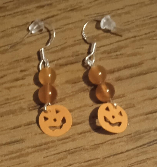 cornaline (boucles d'oreilles "citrouille") 