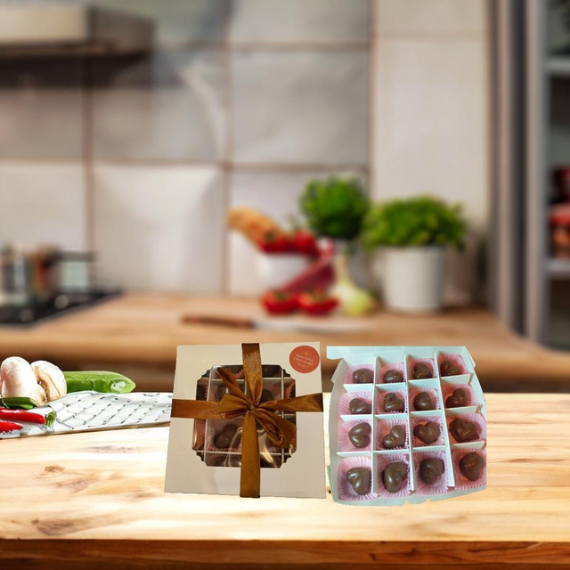 π« Milk Chocolate Hearts Gift Box