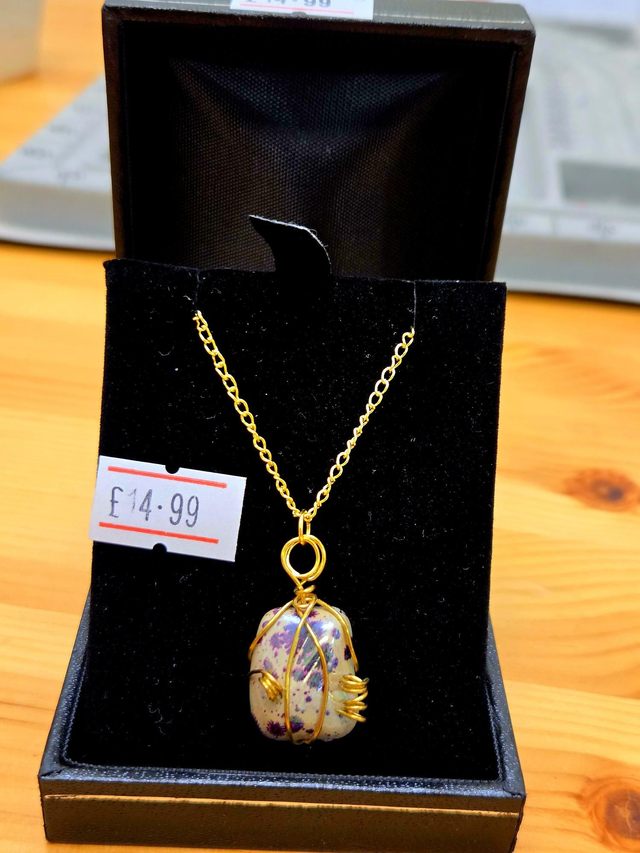 Gold wire wrapped glass necklace (Purple and white) 
